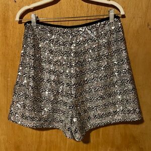 Glitter short with tags from Zara never worn.